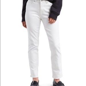 Levi’s San Francisco White Straight Leg Jeans